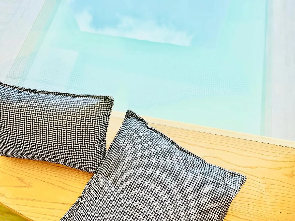 Canaryislandshost l Boya Suites Playa Honda  España